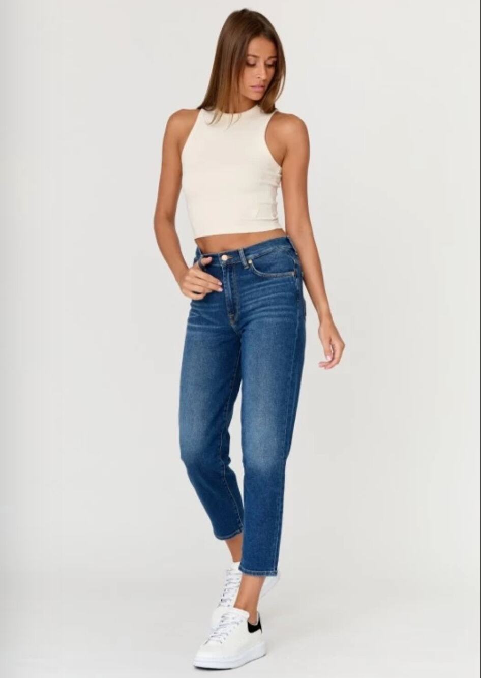 7 For All Mankind Malia Luxe Vintage Jeans Size 31 Cropped Minimalist Denim